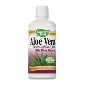 Gel y Jugo de la hoja de Aloe Vera sabor Wild Berry (1 lt.) marca Nature’s Way